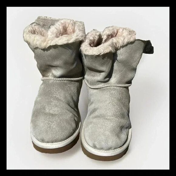 UGG PLATINUM GOLD SPARKLE FUR BOW SUEDE SHEEPWOOL BOOTS SIZE US 7/ EUR 38 - Picture 1 of 9